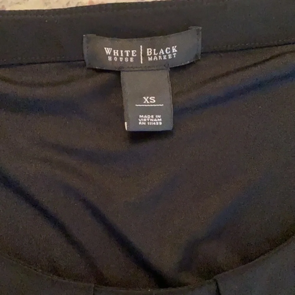 WHBM black blouson attached belt dress